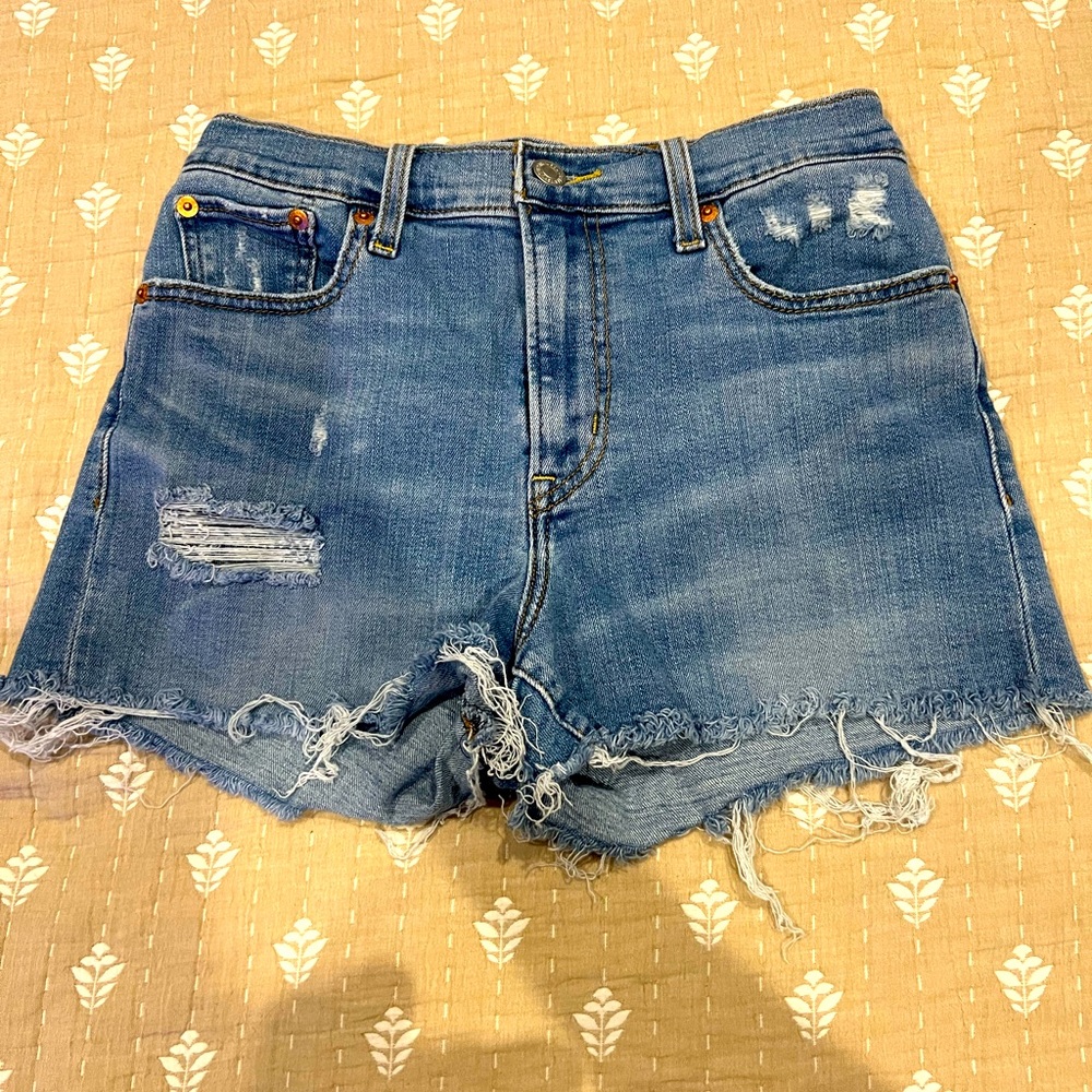 Levi’s denim shorts